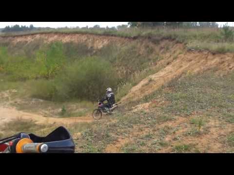 ENDURO Husqvarna TE510 & KTM 520 jumping