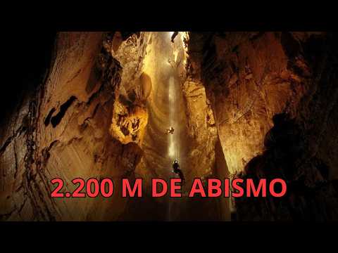 KRUBERA: LA CUEVA DE 2.200M DONDE 44 PERSONAS DESAPARECIERON PARA SIEMPRE