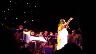 Aretha Franklin &quot;Old Landmark&quot; (Snippet) LIVE at NJPAC Newark, NJ March 14, 2015