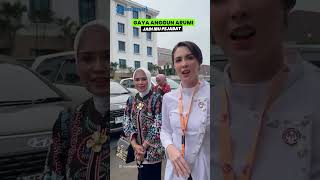 Tenteng Tas Rp 2,8 Juta, Penampilan Anggun Arumi Bachsin saat Bertugas Jadi Ibu Wagub Jatim Disorot