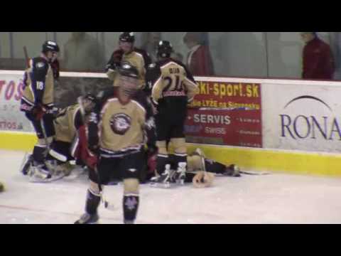 HK Bulldogs - HC 07 Detva 12:4 faul 3 z 3