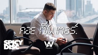 คอย เซ็นเตอร์ – ว่าน ธนกฤต