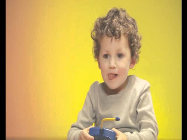 Vídeo relacionado con Tren Electrico Juguete Niños, Suministro de Energía de la Batería Juguete, Conexión magnética, Juguetes Regalos para Niños, Tren Electrico Niñoscompatible con Thomas, Brio, Chuggington