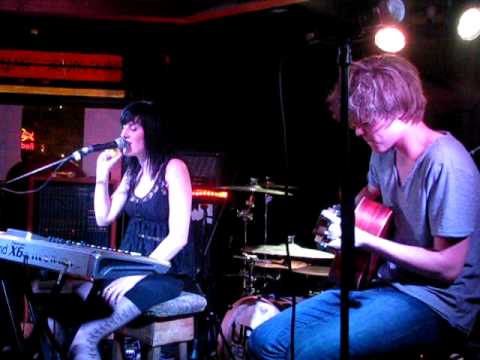 Sara Jane & Brock Nadler Live at Irish Murphy's Launceston