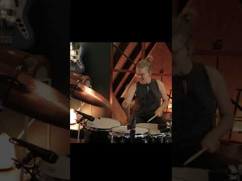 Metric Modulation Thingy 2;  with spicy 32nds