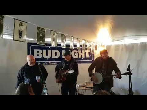 CLUAS and TIM REYNOLDS Feat DAN PREKUP at GAELIC LEAGUE 2018 PARADE DAY