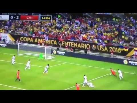 Alexis Sanchez humilie James Rodriguez en demi-finale de la Copa America