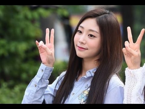 Lovelyz' JiSoo - Heading to Music Bank Rehearsal 2016-06-17