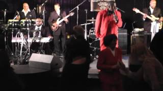Carl Carlton & Nen Bailey - She's A Bad Mama Jamma (Live)