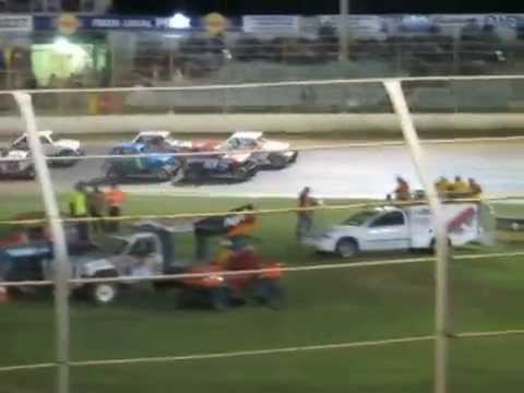 "A" main for the super rods at Warrnambool 20.4.2014