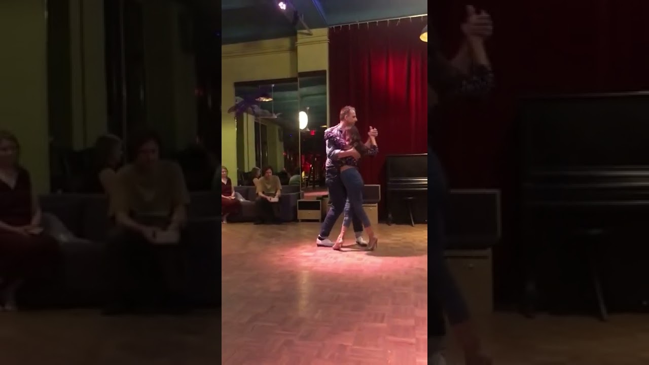 Estilo Milonguero Drehungen mit Silvana Anfossi & Rafael Busch Class Demo