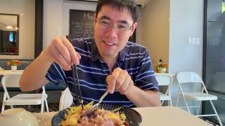 Lunch at Tuk Tuk Thai Bistro | Beef Fried Rice in Saigon