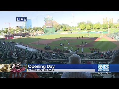 Crowd Starts Rolling In For River Cats' Opening Day