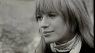 Marianne Faithfull Interview (Part 1 of 2)