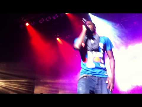 Ill Skillz performing "IllSkillionaire" at #MixingItUp performance on 11.03.2012