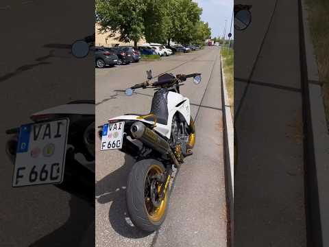 Sound on 🔊🔊 Yamaha XT 660 Akrapovic Sound #shorts #yamaha #xt660 #sound #akrapovic #retrobrothers