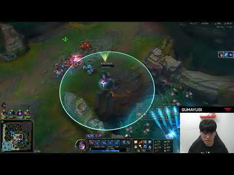 [Throwback Clip] Gumayusi outplayed Bro Hena but eventually died to Sylas, then proceed to slam desk