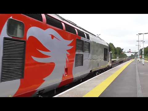 Europheonix Class 37 800 At Three Bridges Working 0O42 - 04/07/16