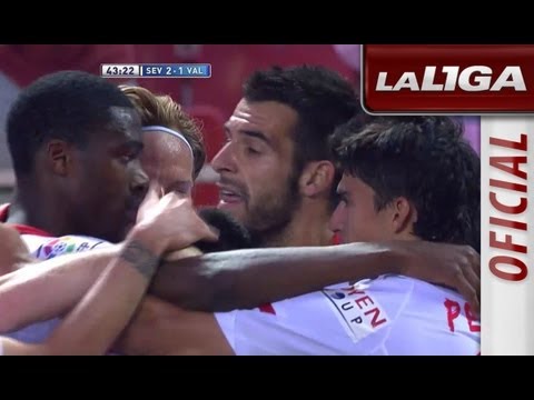 Gol de Álvaro Negredo de penalti (2-1) en el Sevilla FC - Valencia CF - HD