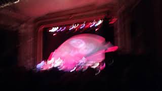 Yes Live: 12/4/01 - London - Give Love Each Day (introduction only)