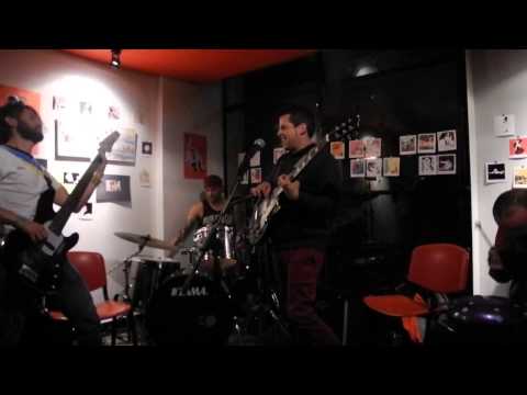 Sasaima, Hartos de estar hartos- Feat. Cauloprine (live rare Version)