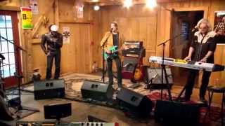 Live From Daryl's House feat. Aloe Blacc - "Maneater"