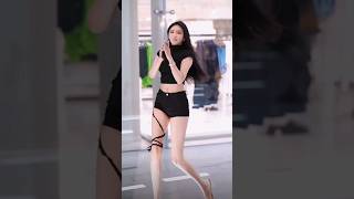 beautiful Chinese street girls #beautiful #chinese #street #girls