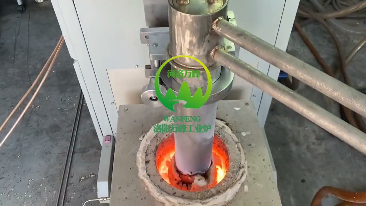 SMALL CAPACITY UPWARD CONTINUOUS CASTING MACHINE