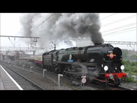 Braunton / Lord Dowding at Crewe with the North Wales Coast Express,2nd June 2018
