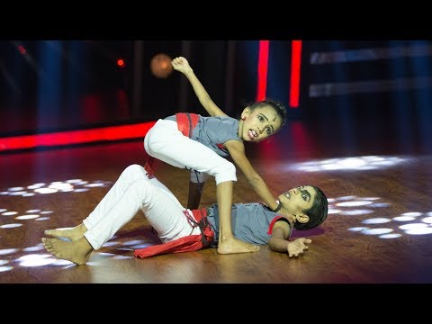 D4 Junior Vs Senior I Vaiga & Surya with power moves I Mazhavil Manorama