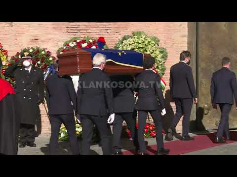 Varroset me nderime kryeparlamentari evropian, David Sassoli - 14.01.2022 - Klan Kosova