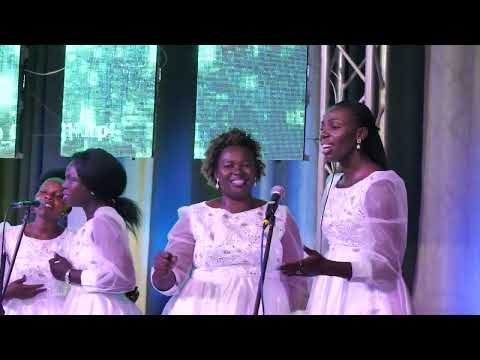 Mutukuvu/Ddala Gwe Mukama - Jonathan Babara(Live)