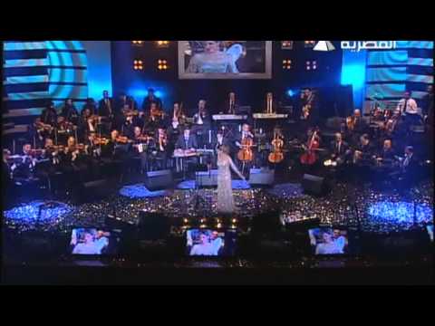 نادية مصطفى جاي في ايه و سافرت ف ايه  حفلHD