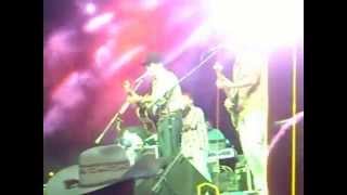 A Cowboy And A Dancer - Tracy Byrd (LIVE)