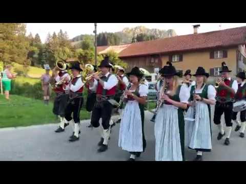 Einmarsch Musikkapelle Jungholz