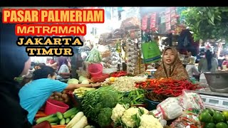 BERBURU BAHAN BAKAR PERUT DI PASAR PALMERIAM JAKARTA TIMUR