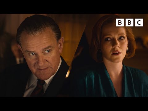 Detectives have tense undercover dinner | The Gold - BBC