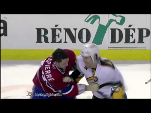 Steve Montador vs Maxim Lapierre