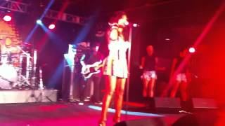 Melanie Fiona- Break Down These Walls