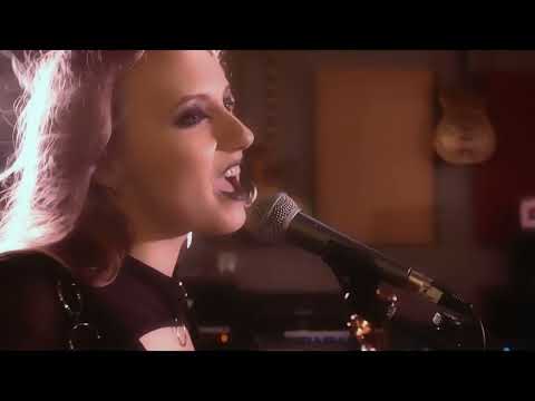 Weird Wolves - Alive (Official Video)