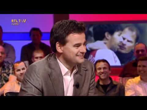 Voetbal International 21-03-11 - Gijp hoopt dat Simon Zwartkruis zijn nummer niet heeft