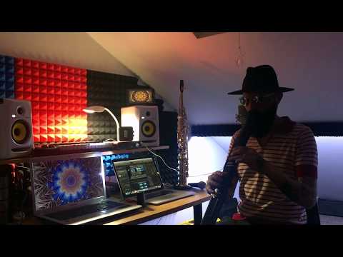 Cretu Catalin Jazz-Home Studio Making Beat / Akai Ewi 5000 Electronic Sax