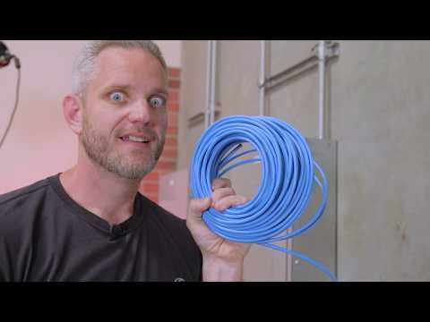 これが「プロ」が取り付けたものだとは...そろそろ直さないと。 (I can't believe that this was installed by a "professional"... time to fix it.)