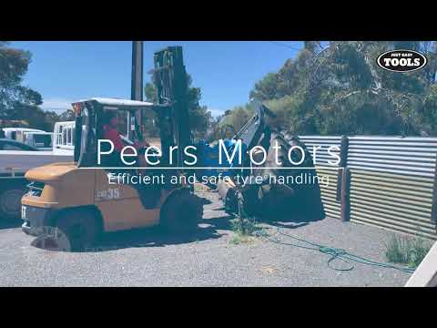 Efficient and safe tyre handling at Peers Motors