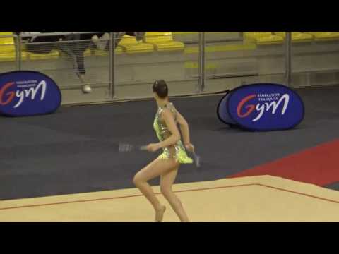 Chloe Sivadier Strass Cup Massues mars17