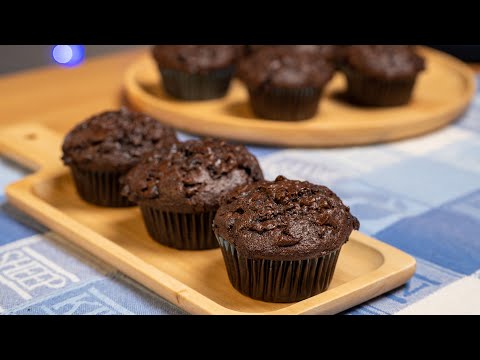 Double Chocolate Chip Muffin