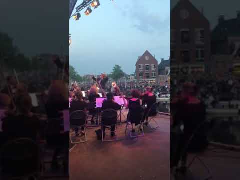 download lagu mp3 mp4 Arnout Looye, download lagu Arnout Looye gratis, unduh video klip Arnout Looye