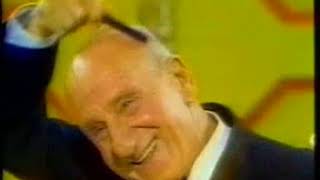 Jimmy Durante Live It&#39;s Hard to Put It In Words