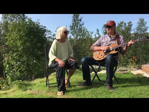 Marit Sandvik - I byen og på landet