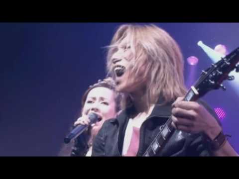 Alone - Liv Moon ft. Syu [GALNERYUS] Live 2011